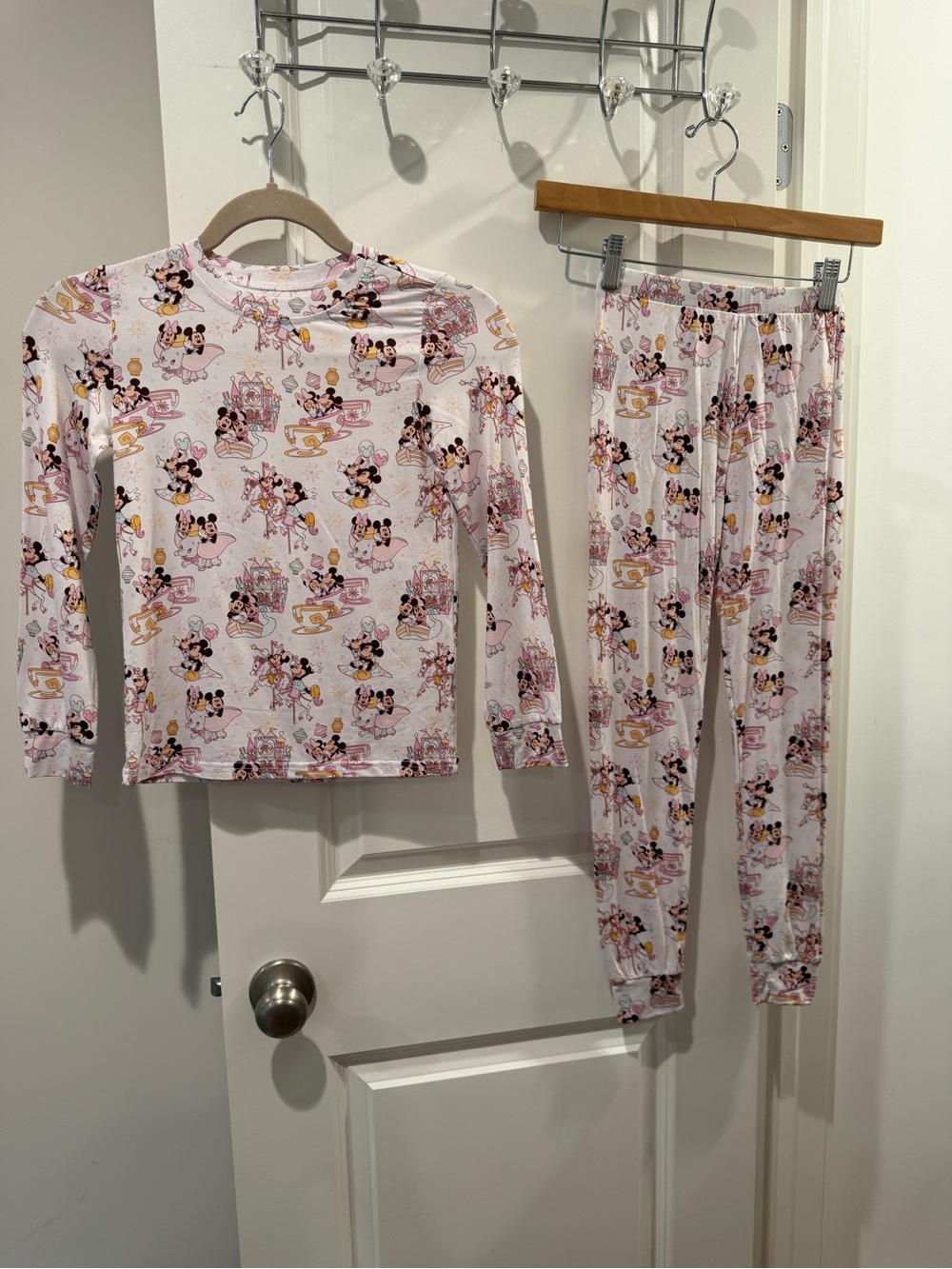Bamboo Pink Minnie & Mickey TeaCups Long Sleeve Pajama Set 8/9 NWOT
